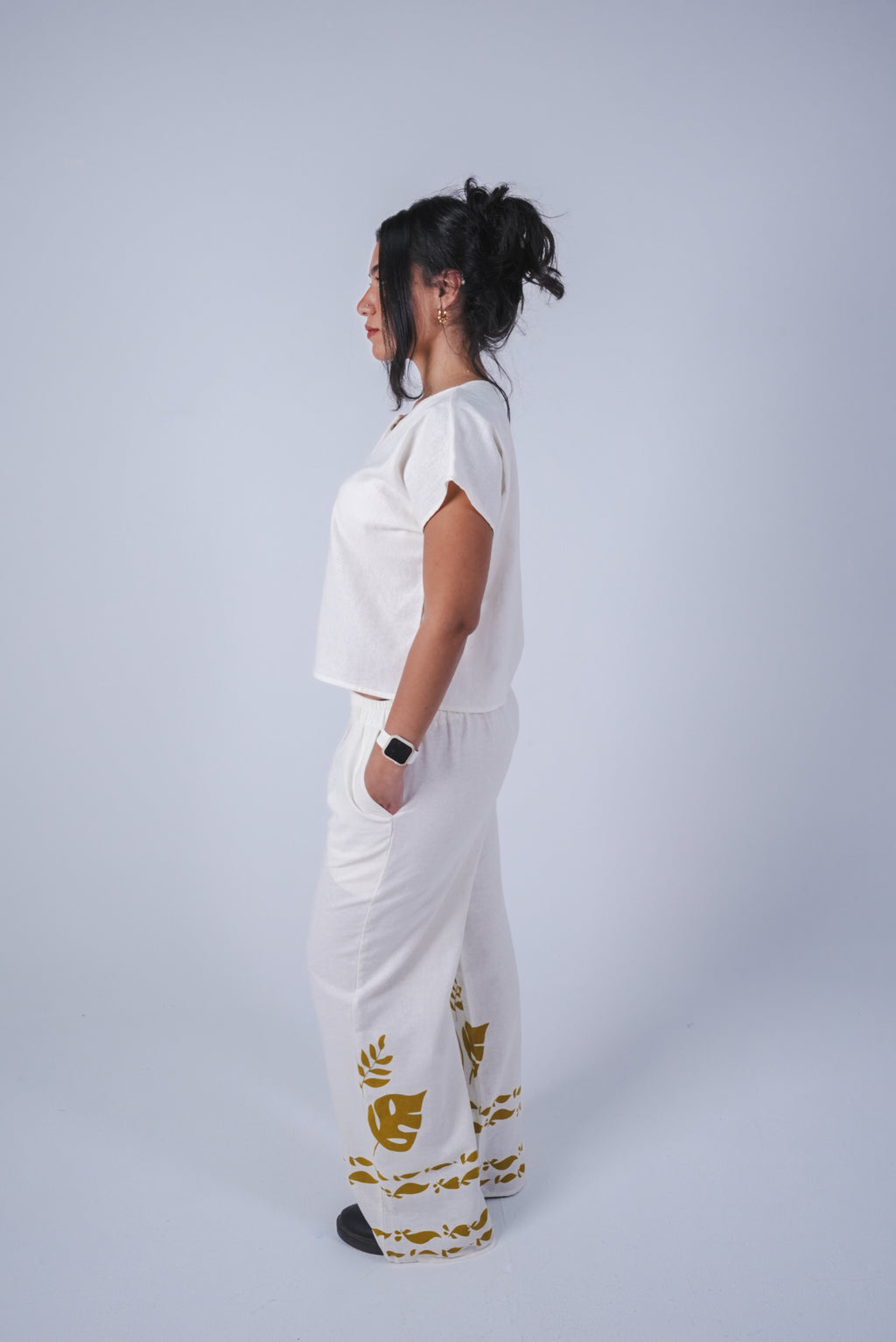 White & Gold Set
