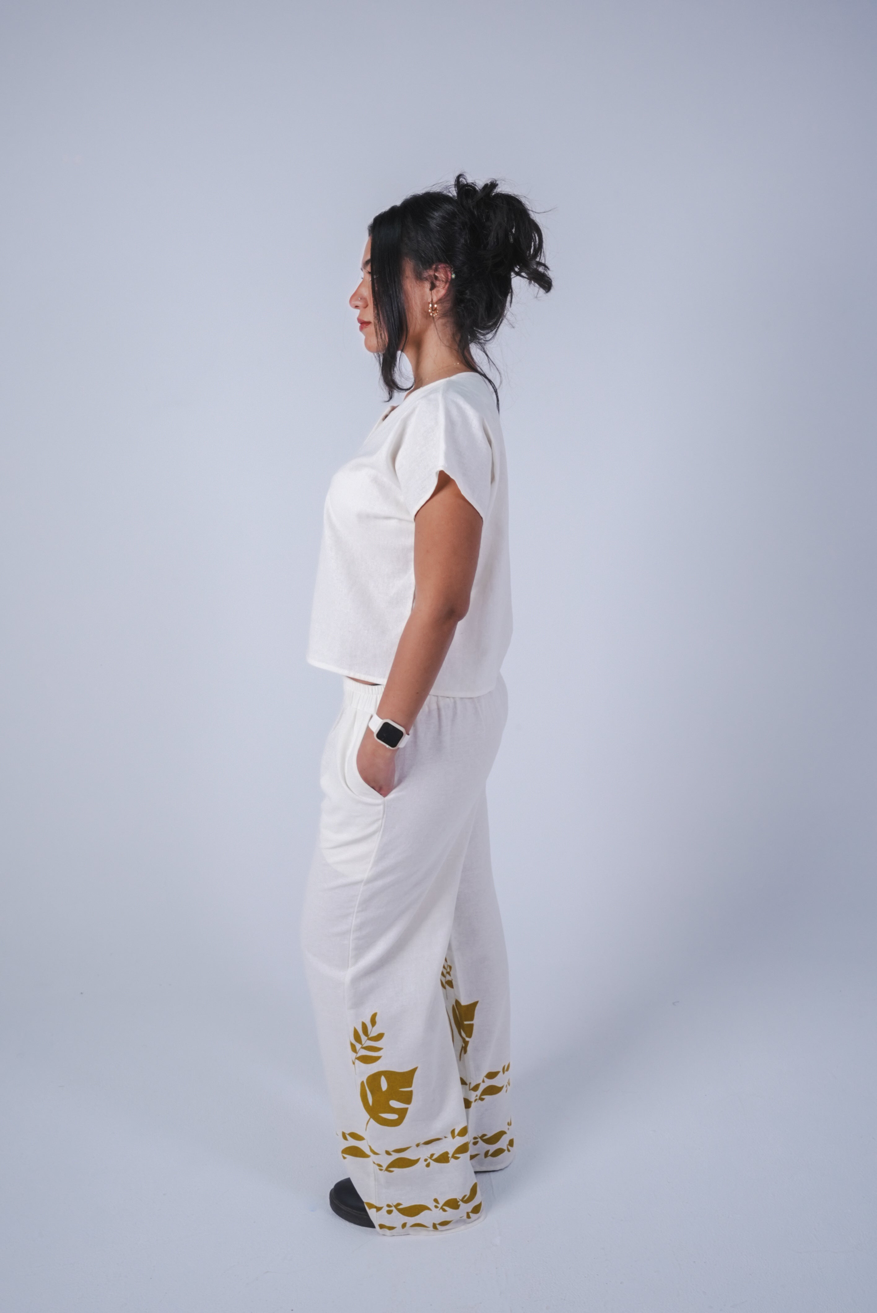 White & Gold Set